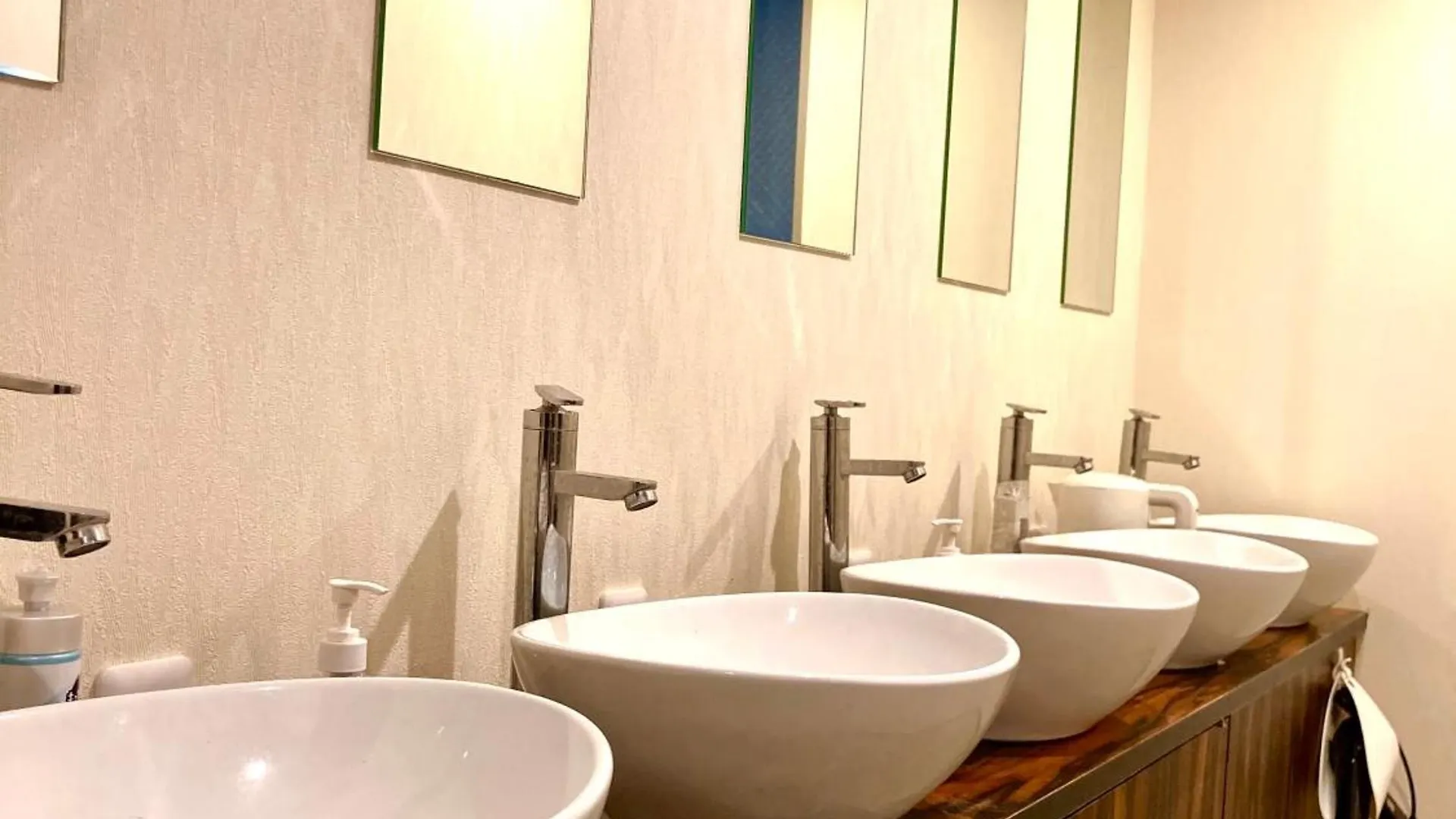 ホステル Bnb+ Shinbashi 東京都